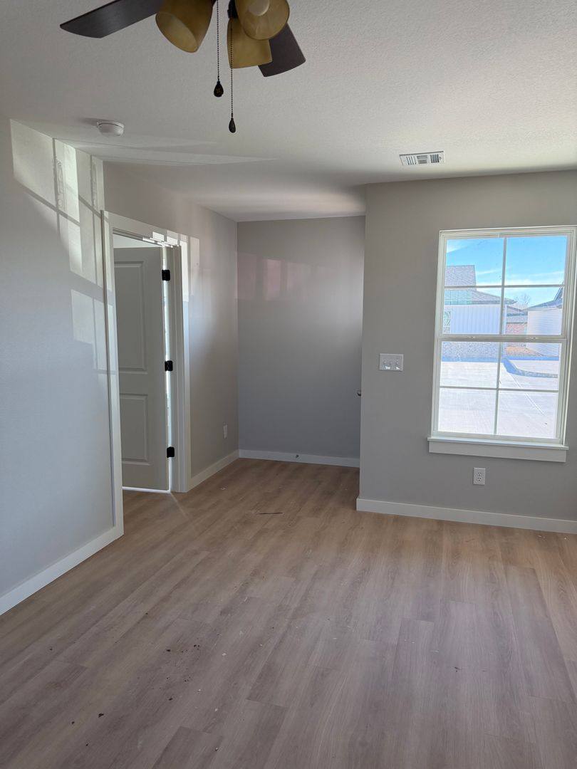 Apartment for rent at 2901-2906 Sandstone Rd, Carthage, MO 64836