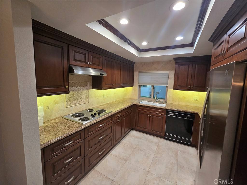 Condo for rent at 8933 Biscayne Court #8933221G, Huntington Beach, CA 92646