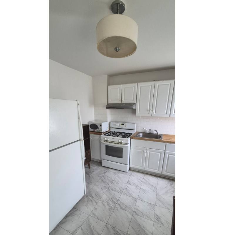 House for rent at 511 Seagull Ave, Brooklyn, MD 21225