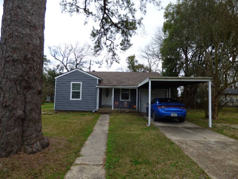House for rent at 9 Eads, Orange, TX 77630