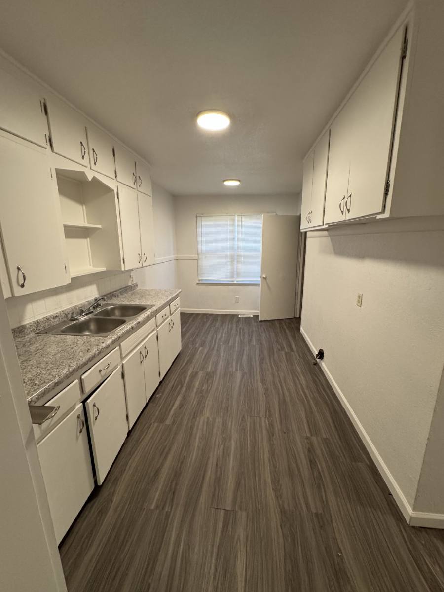 Townhouse for rent at 2329 S Belmont St, Wichita, KS 67218