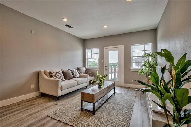 Apartment for rent at 13601 Pinnacle Circle #2102, Euless, TX 76040