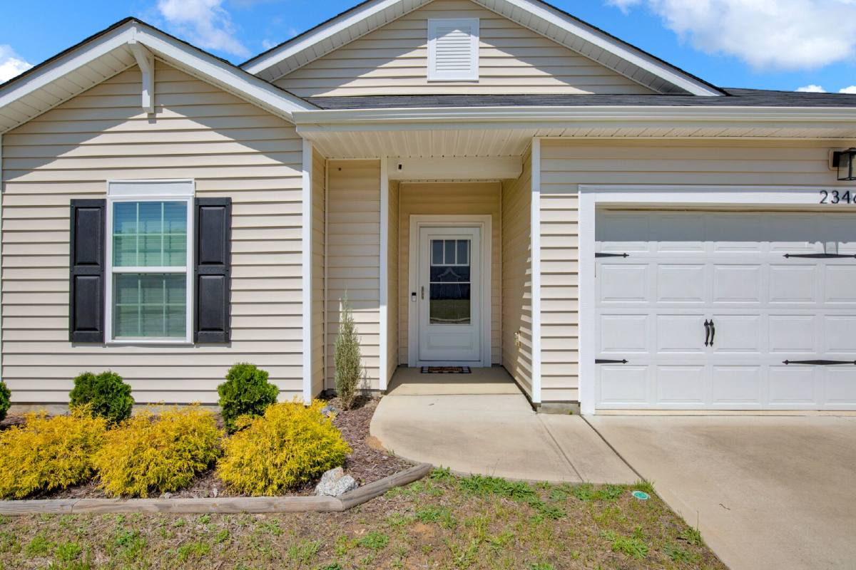 House for rent at 2346 Spinning Wheel Rd, Fayetteville, NC 28306