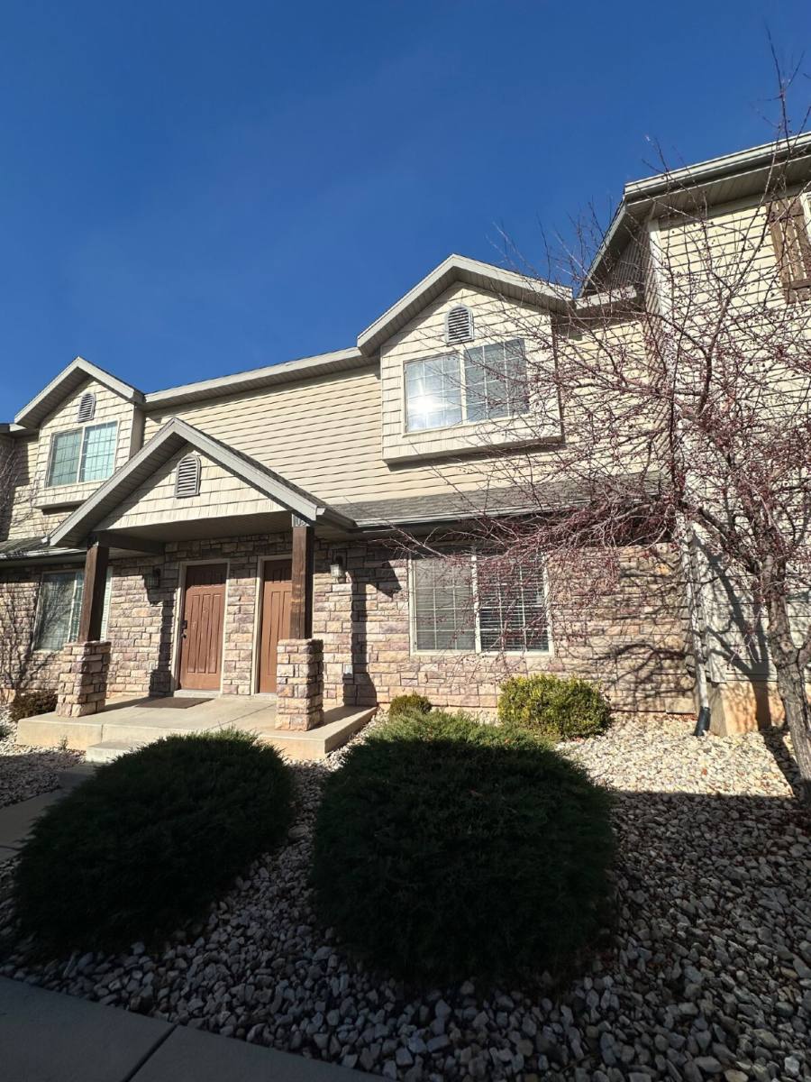 Townhouse for rent at 340 W 1425 N #103, Cedar City, UT 84721