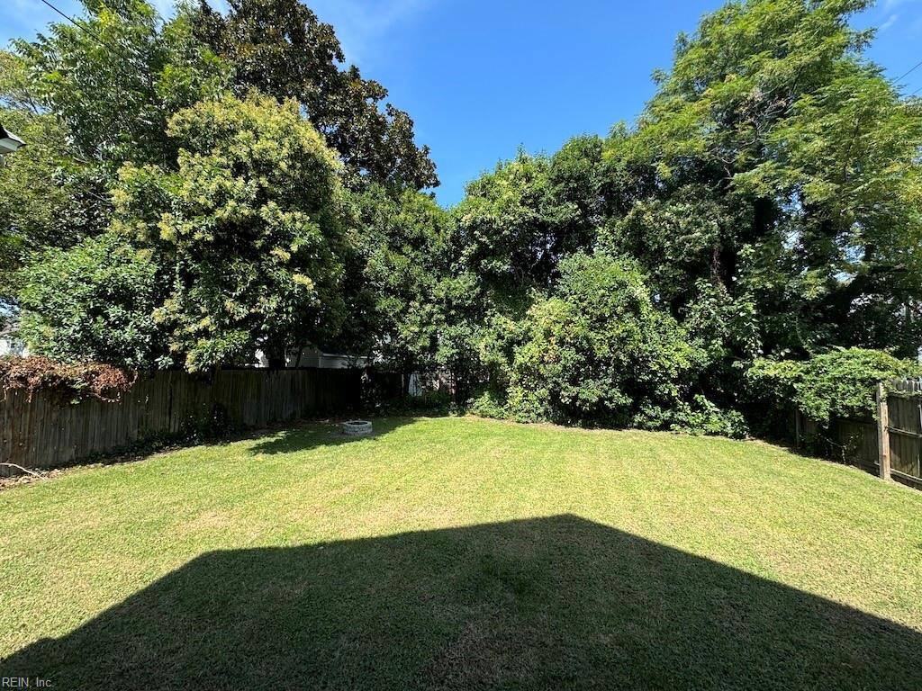 House for rent at 400 W 30th St, Norfolk, VA 23508