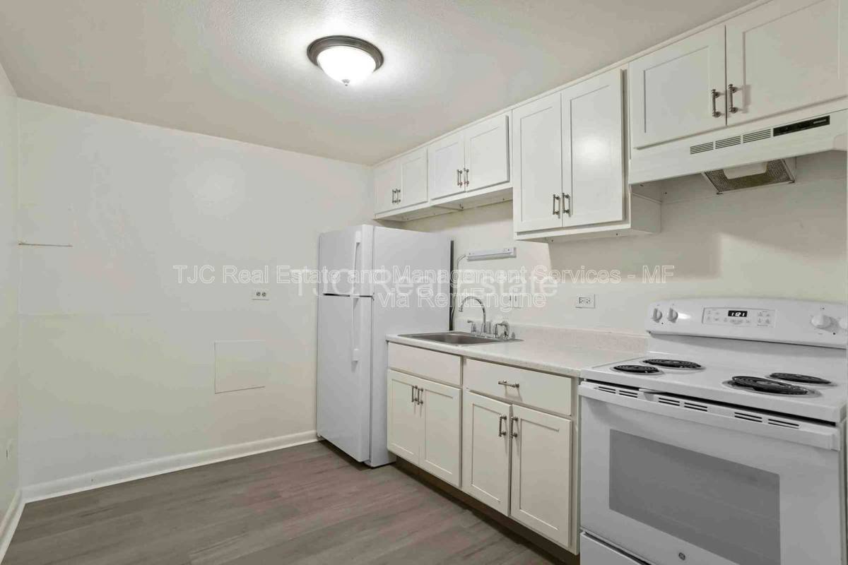 Apartment for rent at 42 Pearl St #103, Denver, CO 80203