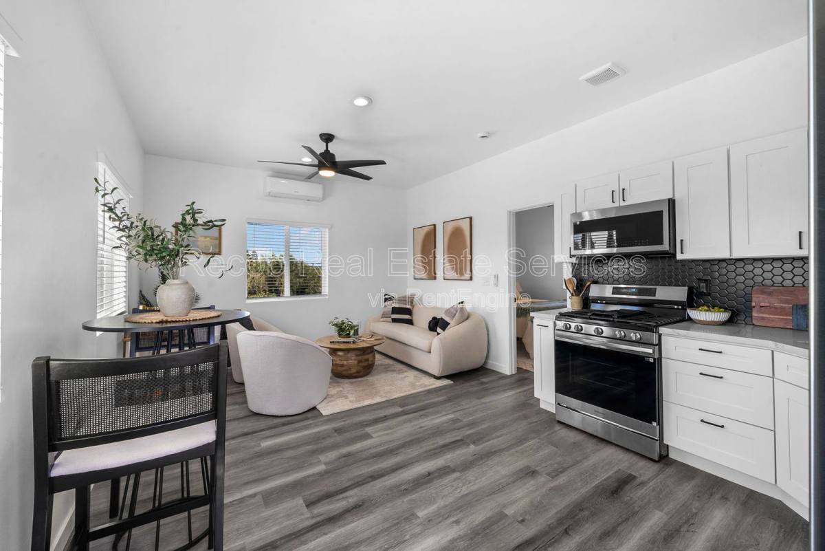 Apartment for rent at 5116 69th St #5108, San Diego, CA 92115