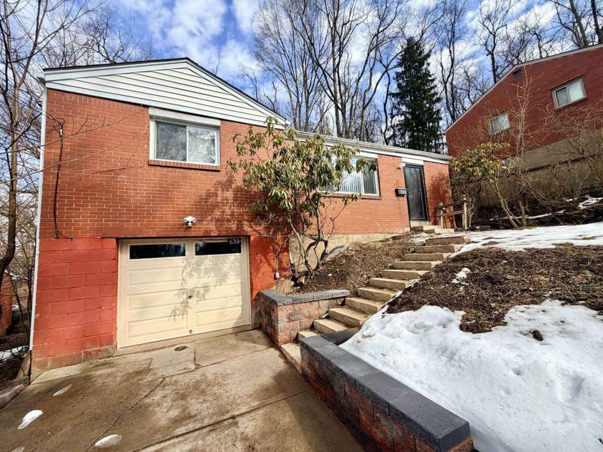 House for rent at 630 Dornbush St, Pittsburgh, PA 15221