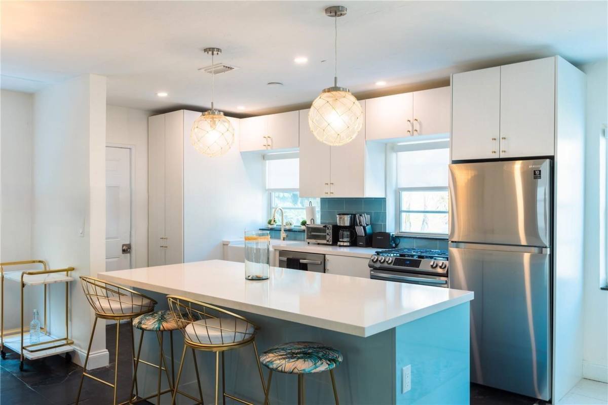Apartment for rent at 426 NE 26th St #2, Miami, FL 33137