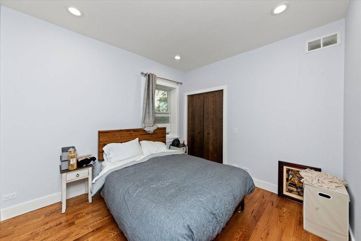 4912 N Washtenaw Ave #1, Chicago, IL 60625 - Apartment for Rent - Image 6