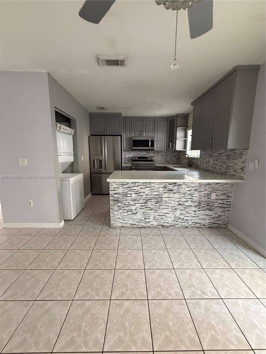 Townhouse for rent at 10644 NW 87th Court #106, Hialeah, FL 33018