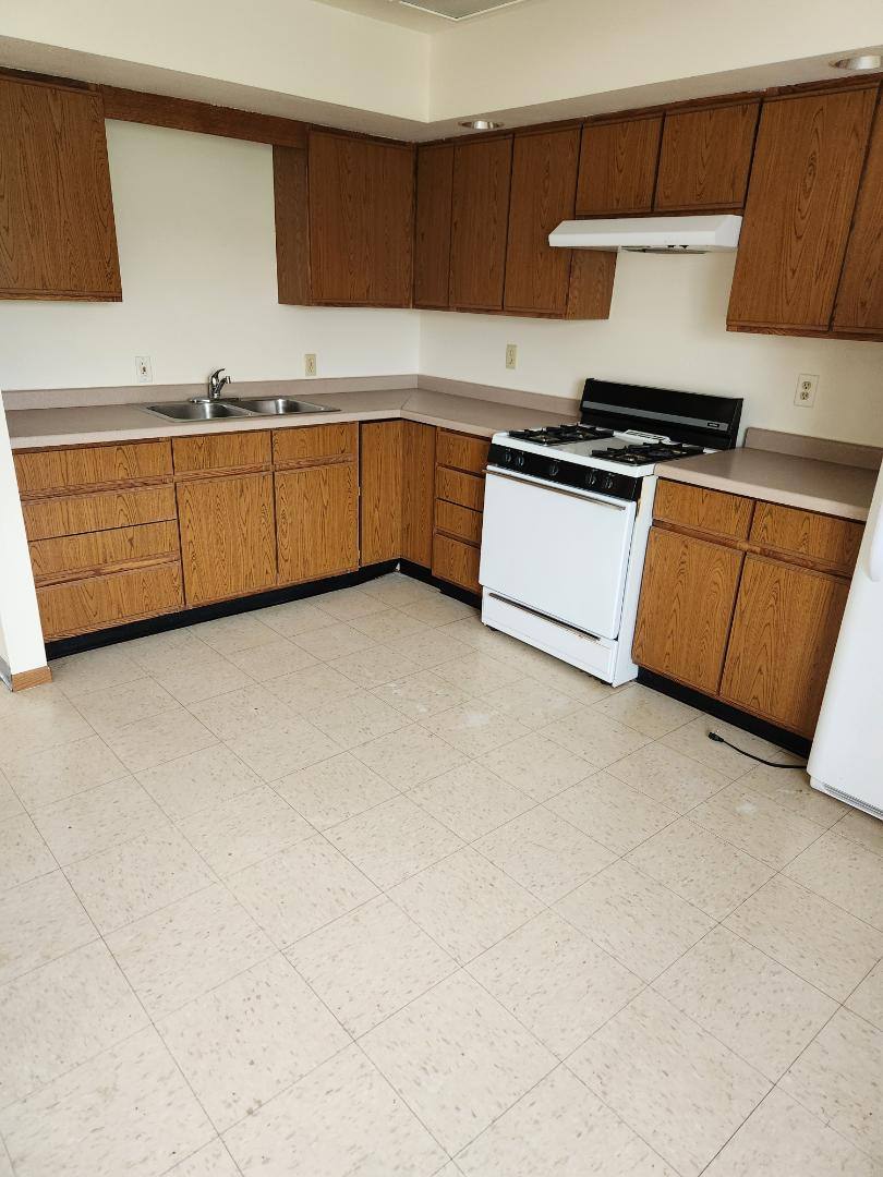 Townhouse for rent at 803-805 W Clayton Ave #803-C 60H, Clayton, WI 54004