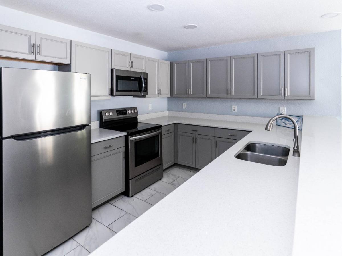 Apartment for rent at 133 W Park Ave A, Lake Wales, FL 33853