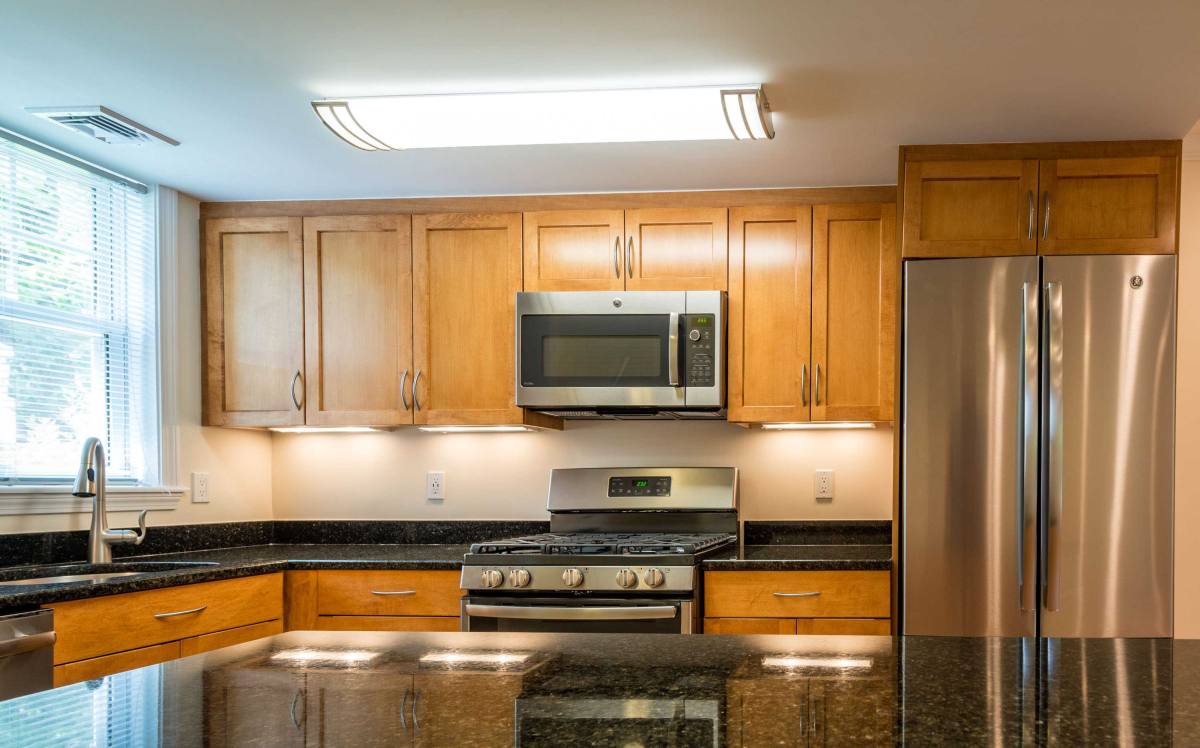 Apartment for rent at 210 Independence Dr, Chestnut Hill, MA 02467