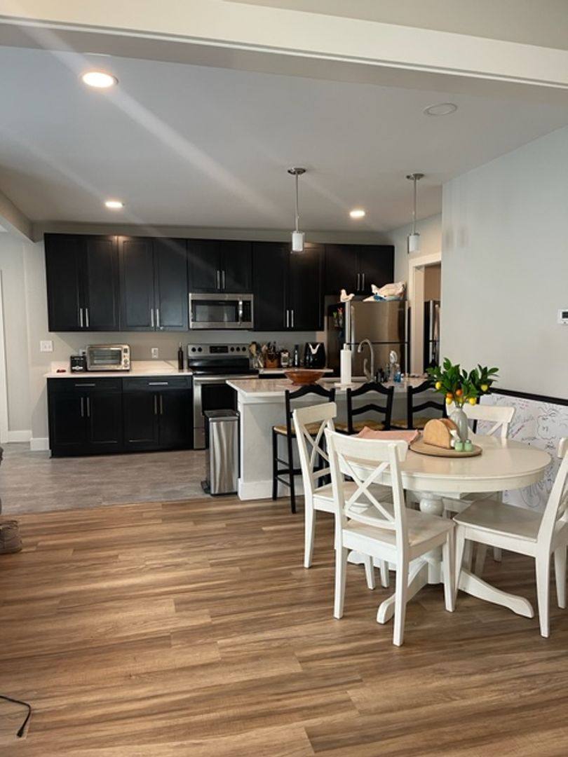 Apartment for rent at 426 E 10th, Bloomington, IN 47408