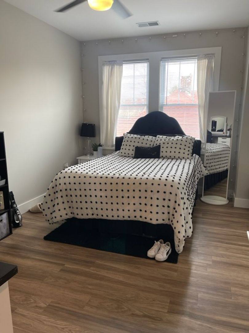 Apartment for rent at 426 E 10th, Bloomington, IN 47408