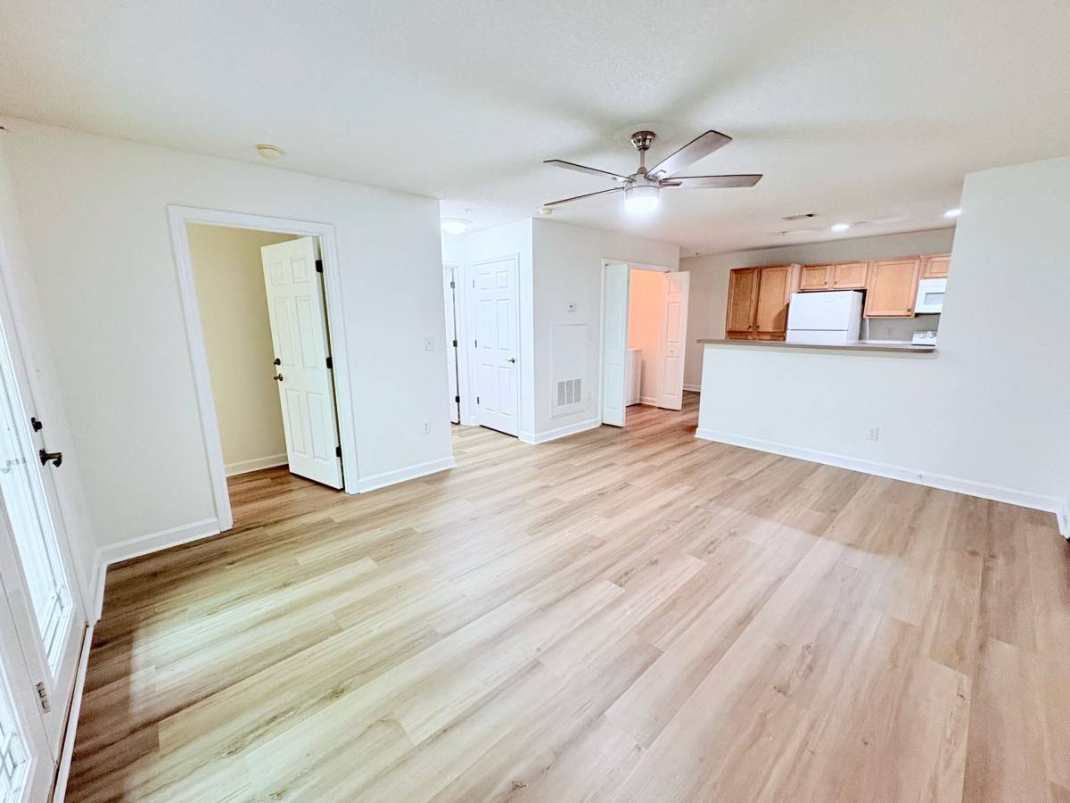 Apartment for rent at 201 Harts Cove Way, Seneca, SC 29678