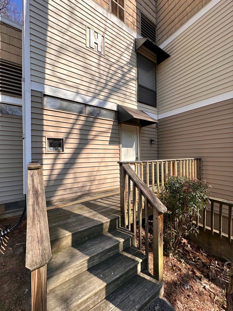 Apartment for rent at 4619 Sunflower Dr, Knoxville, TN 37909