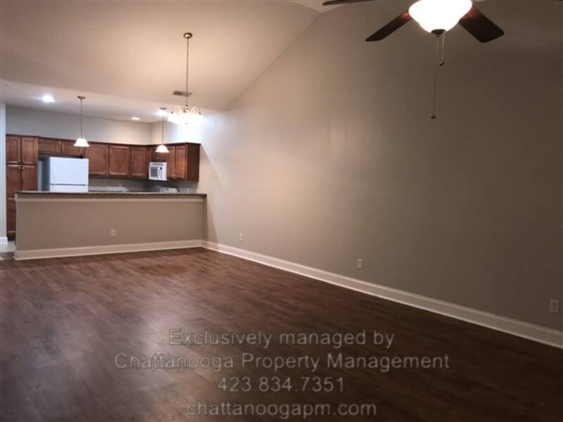 Townhouse for rent at 2704 Stone Trace Dr, Chattanooga, TN 37421