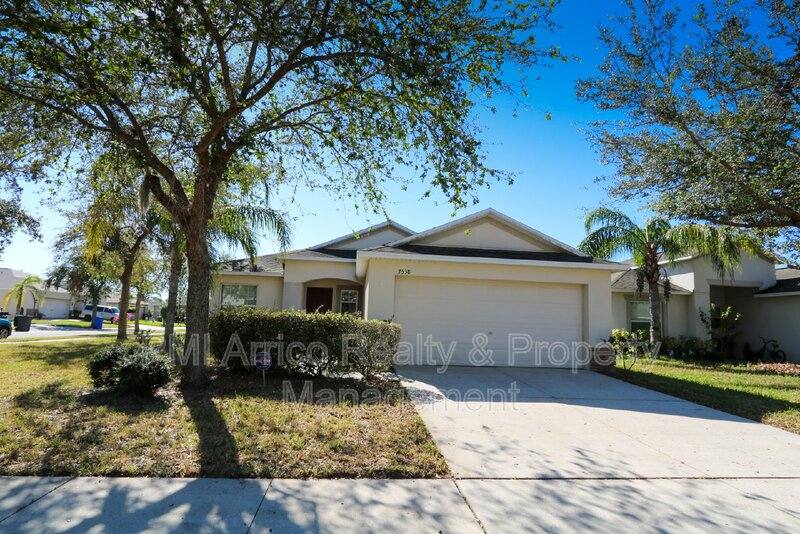 House for rent at 7538 Turtle View Dr, Sun City Center, FL 33573