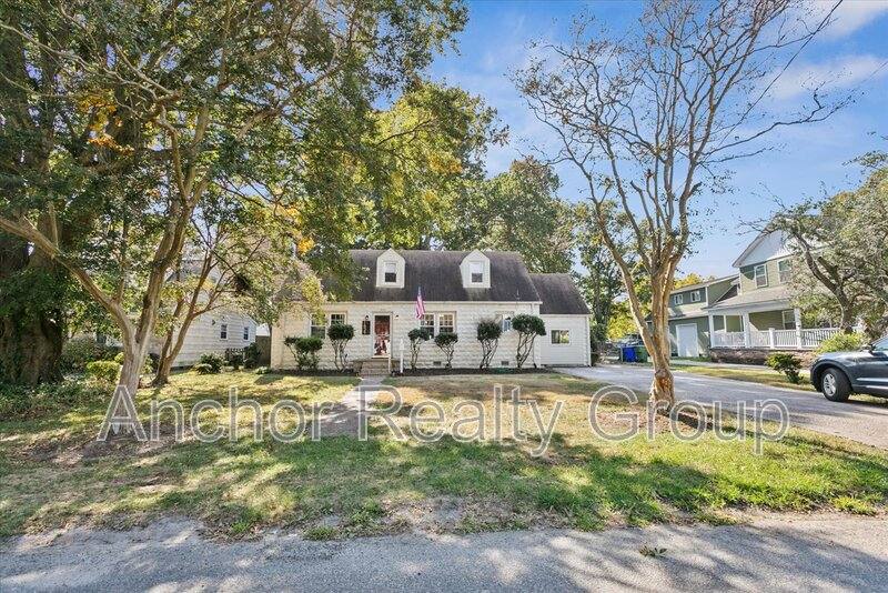House for rent at 1839 Edgewood Ave, Norfolk, VA 23503