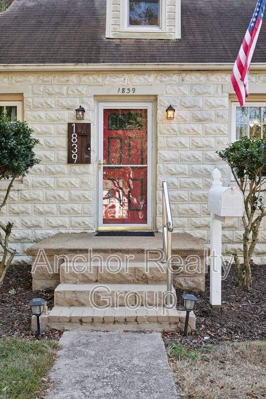 House for rent at 1839 Edgewood Ave, Norfolk, VA 23503
