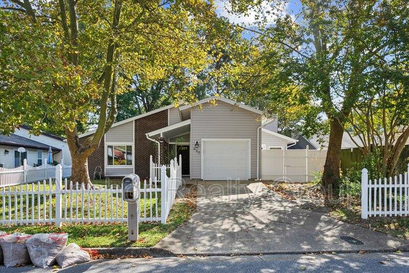 Townhouse for rent at 630 Orangewood Dr, Virginia Beach, VA 23453