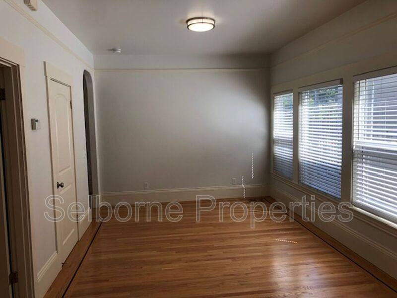 Apartment for rent at 937 International Blvd, Oakland, CA 94606