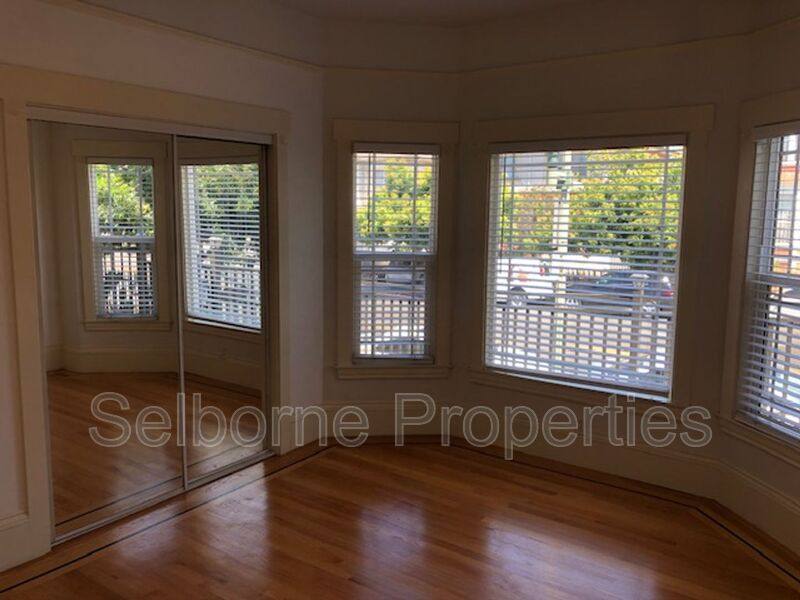 Apartment for rent at 937 International Blvd, Oakland, CA 94606