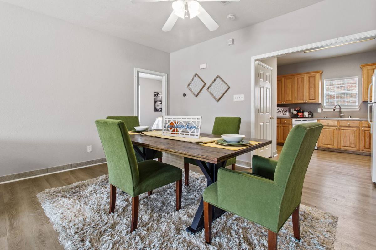 Apartment for rent at 2406 S University Parks Dr, Waco, TX 76706