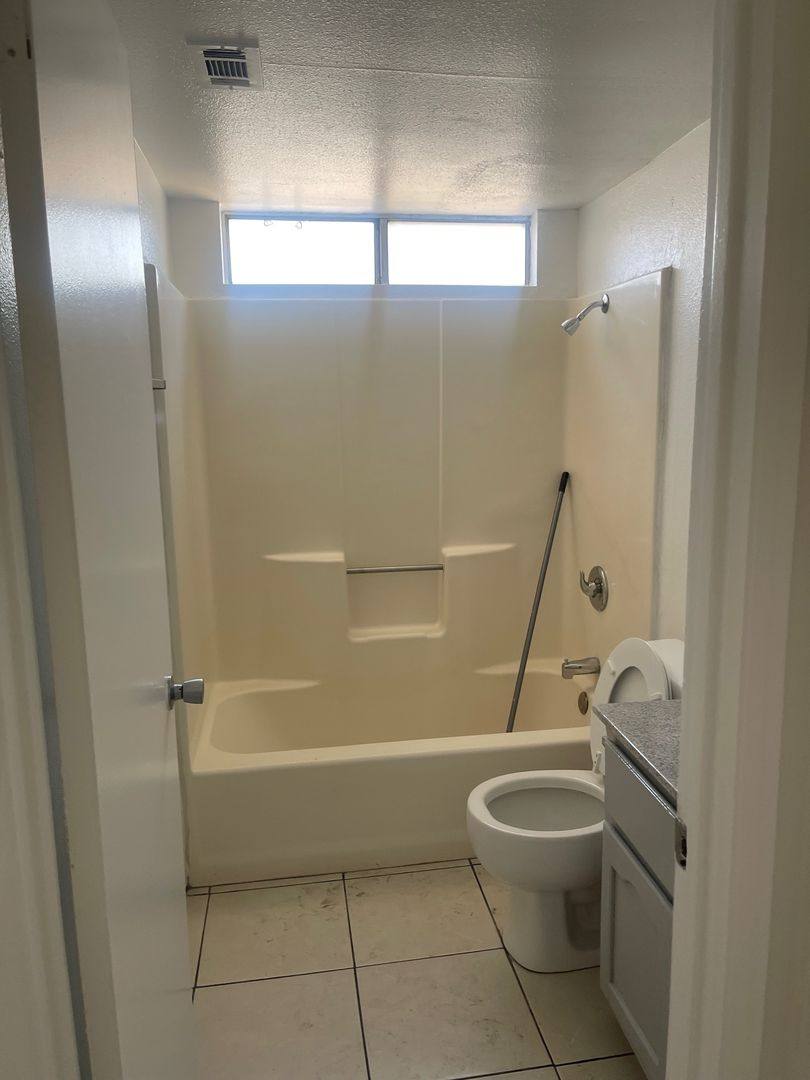 Apartment for rent at 11951 Chamberlaine Way, Adelanto, CA 92301