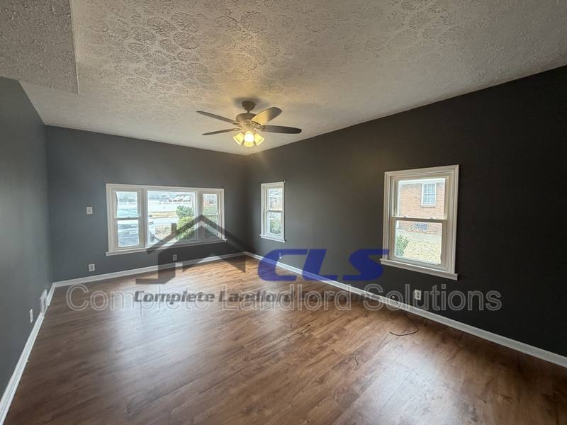 House for rent at 2116 Poplar St, Terre Haute, IN 47803