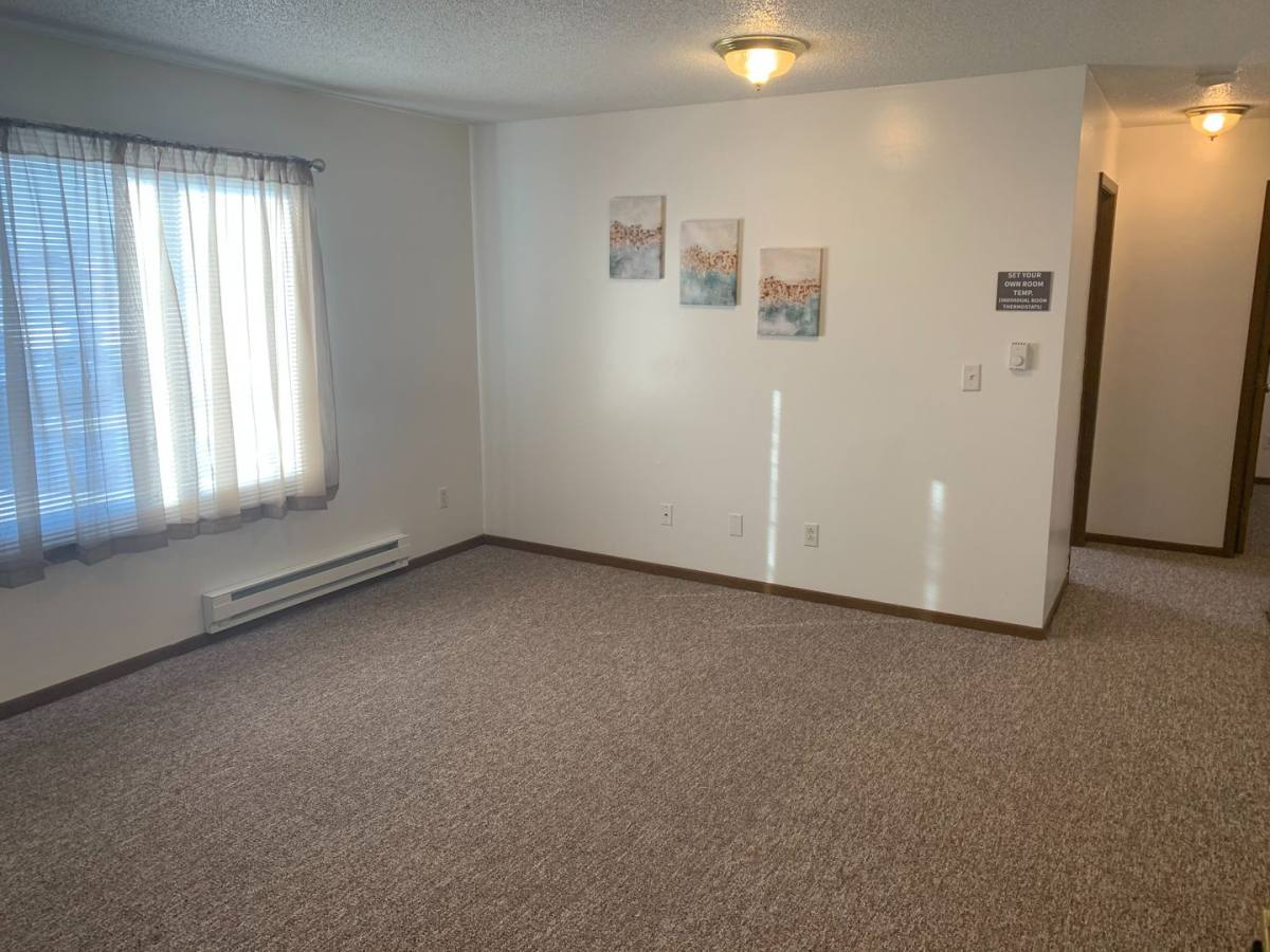 Apartment for rent at 905 N 15th St, Indianola, IA 50125