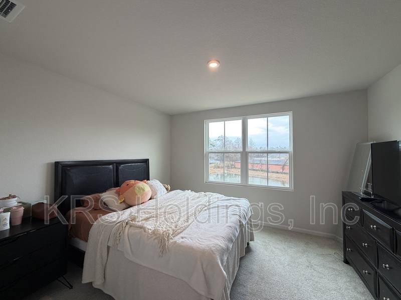 Townhouse for rent at 115 C St, Suffolk, VA 23434