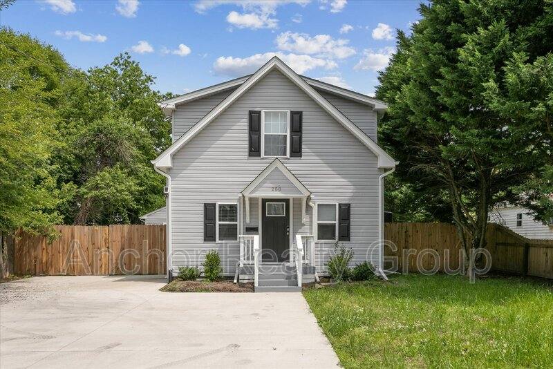 House for rent at 250 N 4th St #2, Hampton, VA 23664
