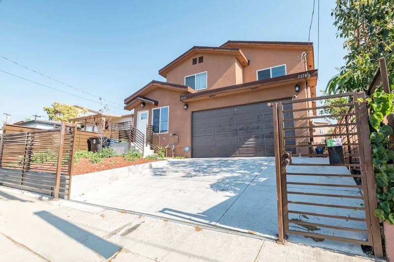 Apartment for rent at 3258 1 2 Dundas St, Los Angeles, CA 90063