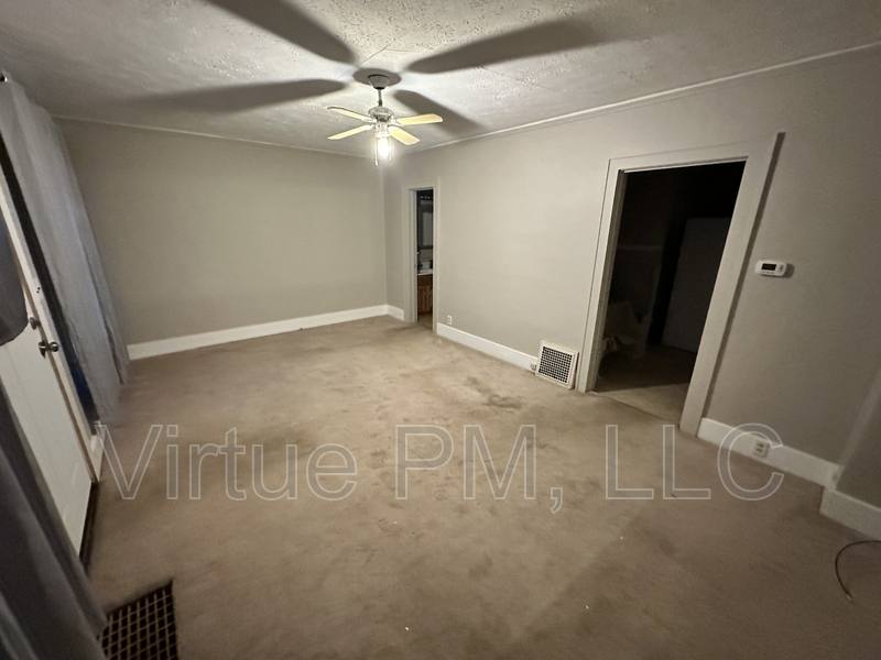 Apartment for rent at 224 7th Ave, Havre, MT 59501