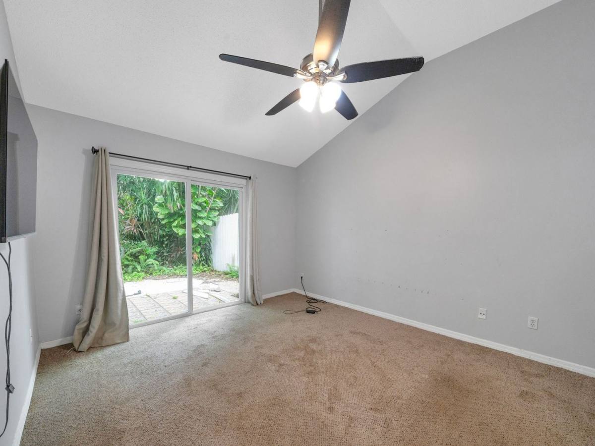 House for rent at 2758 Waymeyer Dr, Orlando, FL 32812