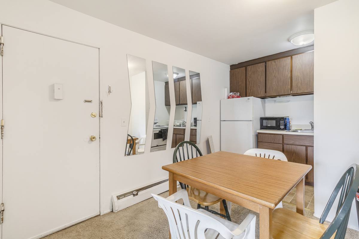 Apartment for rent at 1327 Wilmot #6, Ann Arbor, MI 48104