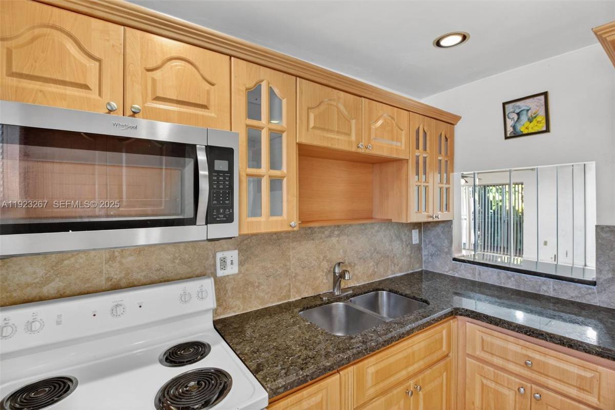 Apartment for rent at 11309 SW 200th St #11309209C, Miami, FL 33157