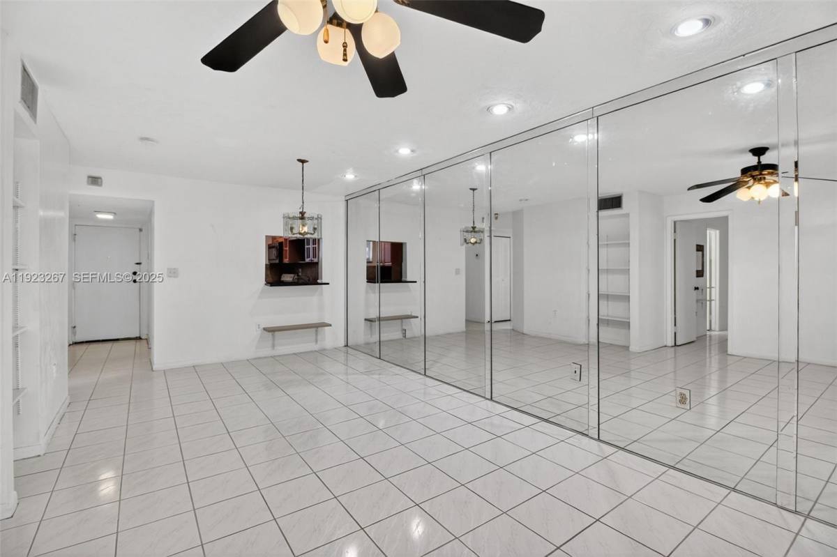 Apartment for rent at 11309 SW 200th St #11309209C, Miami, FL 33157