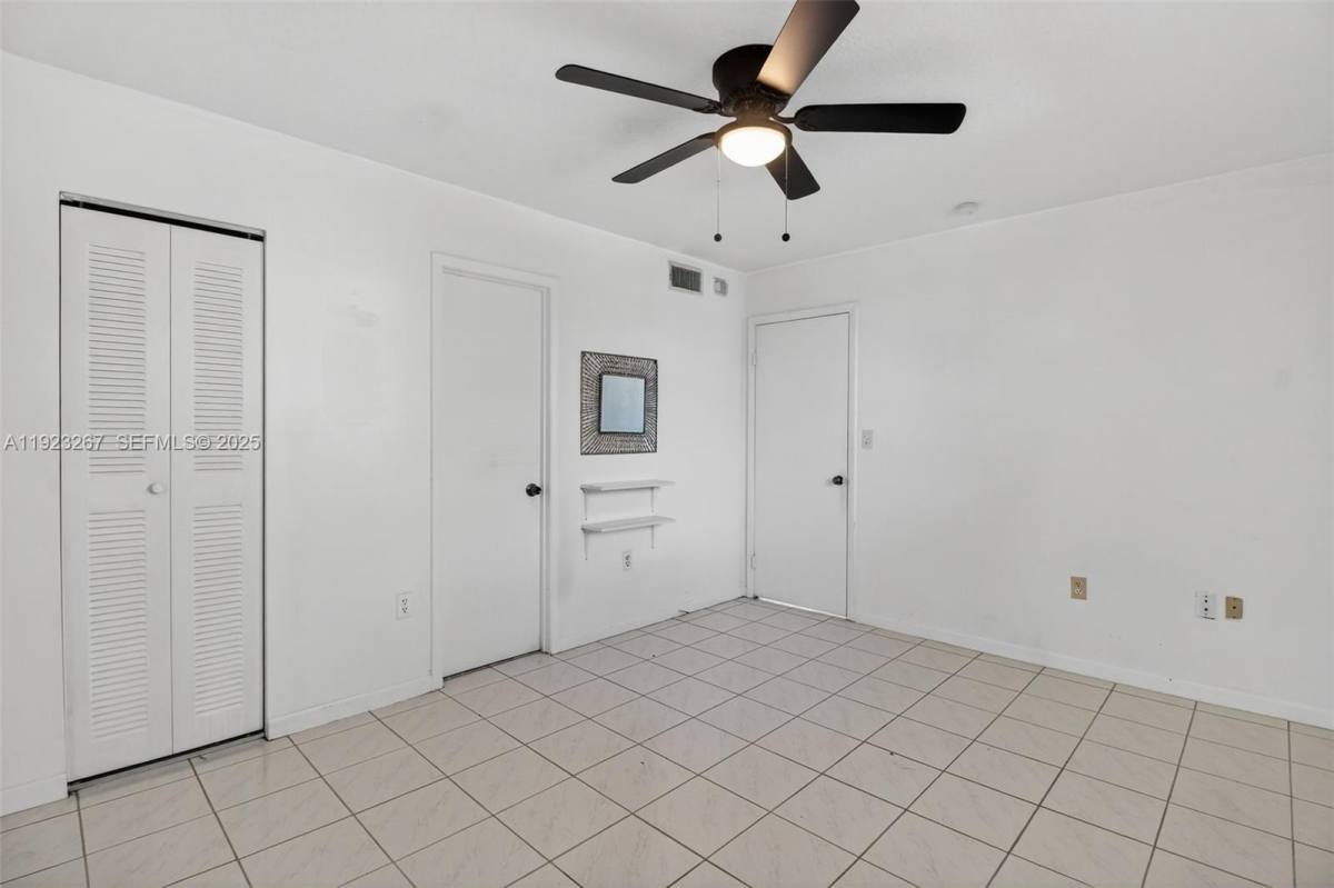 Apartment for rent at 11309 SW 200th St #11309209C, Miami, FL 33157
