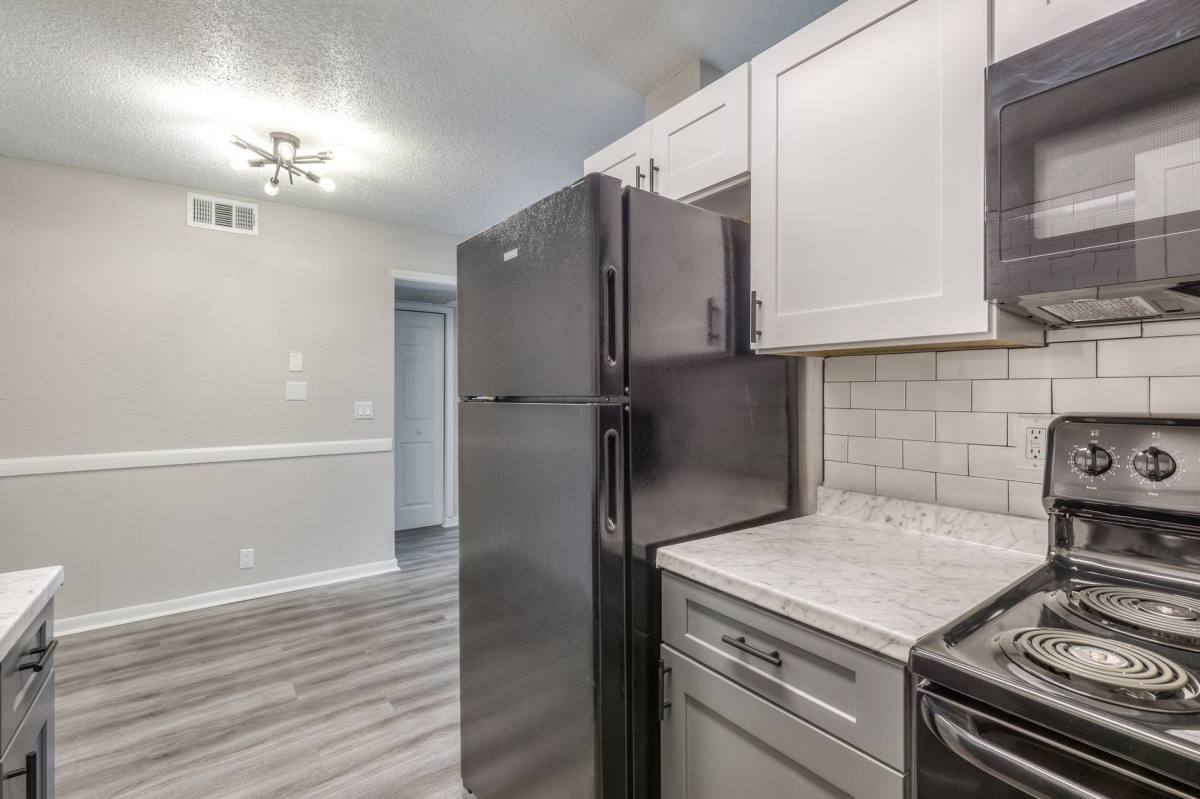 Townhouse for rent at 5555 E 47th Place, Tulsa, OK 74135