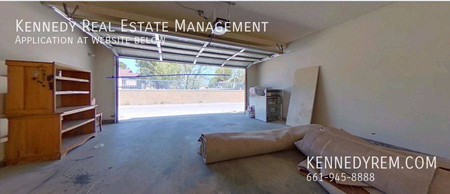 Townhouse for rent at 1757 W Ave J-15 #5, Lancaster, CA 93534