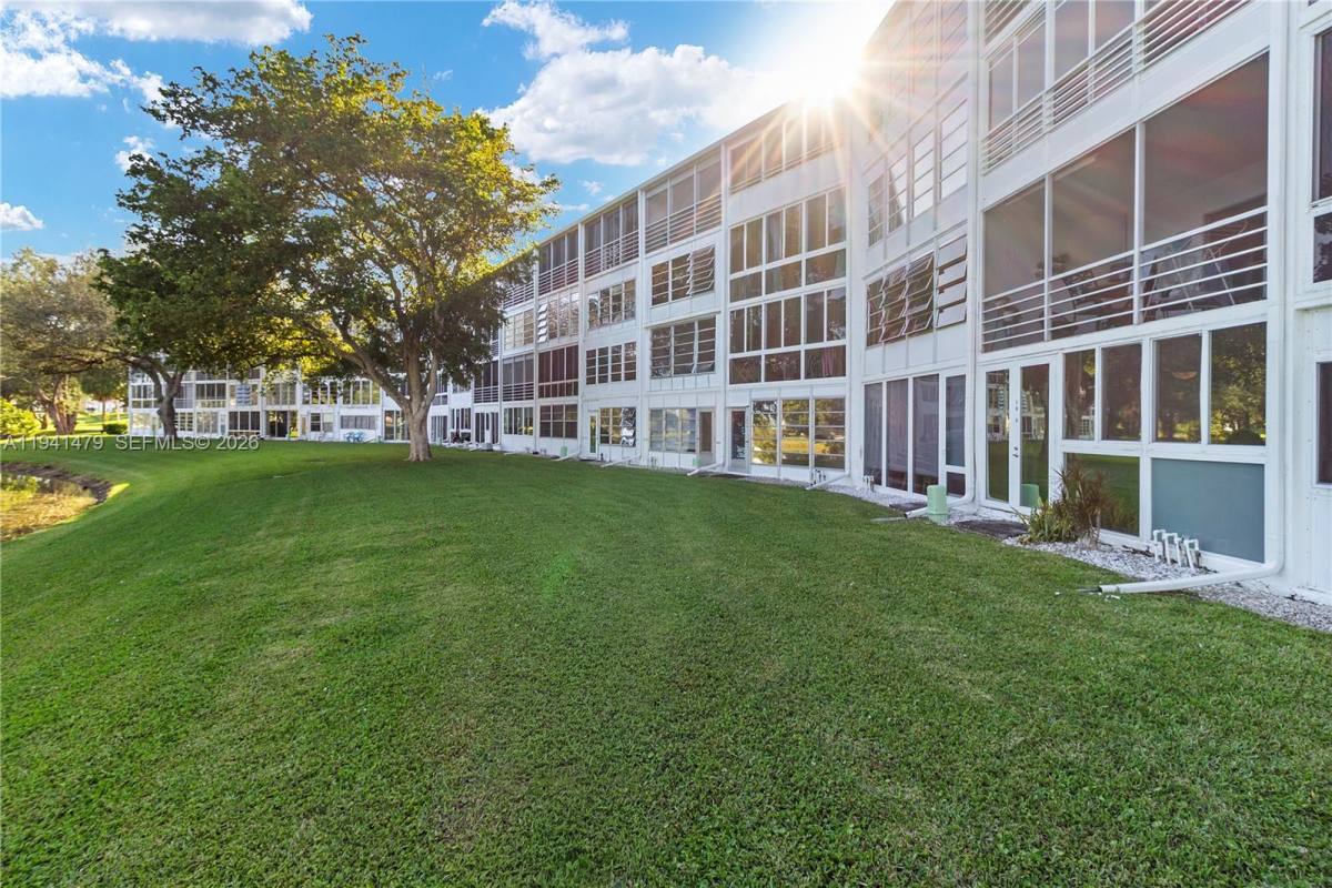 Condo for rent at 1018 Durham A, Deerfield Beach, FL 33442
