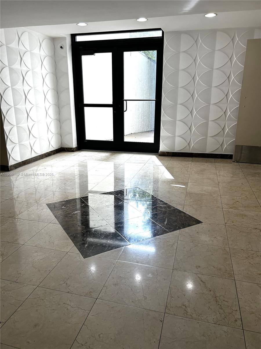 Apartment for rent at 16909 N Bay Rd #103, North Miami Beach, FL 33160