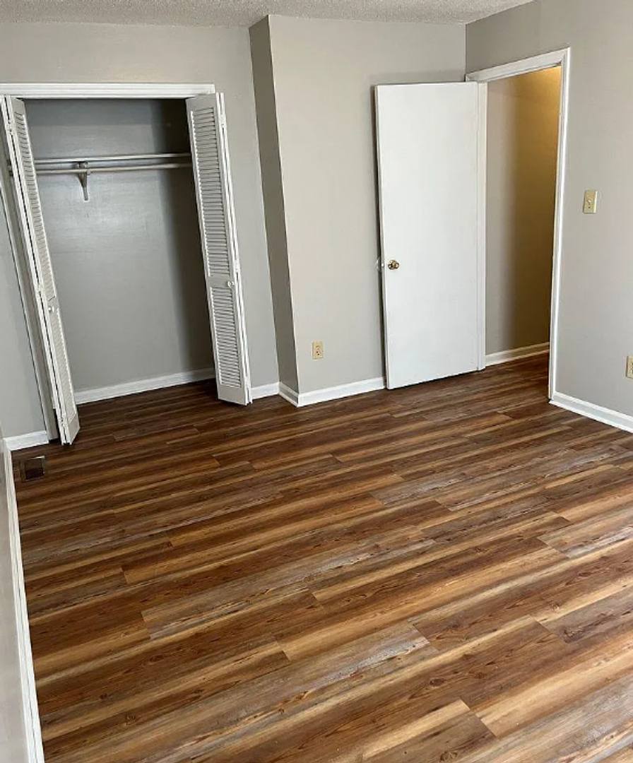 Apartment for rent at 115 College St, Thomasville, NC 27360