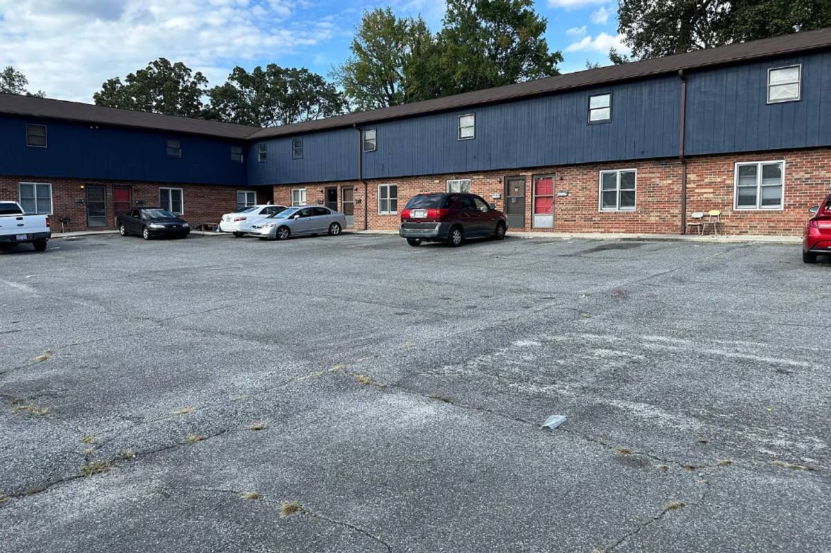 Apartment for rent at 115 College St, Thomasville, NC 27360