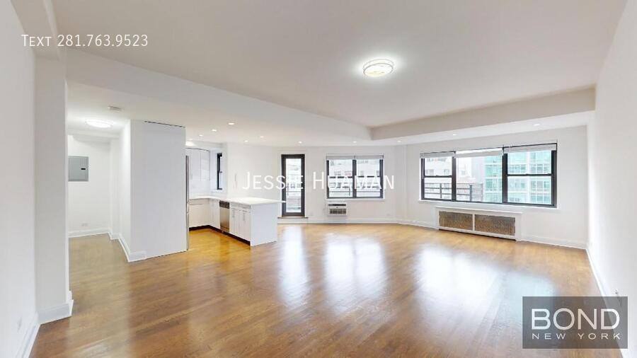 Apartment for rent at 157 E 57th St #A, New York, NY 10022