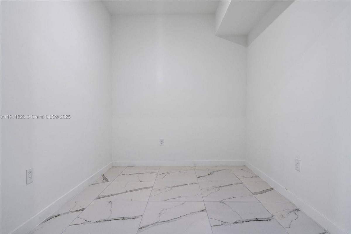 Apartment for rent at 420 SW 7th Ave #203, Miami, FL 33130